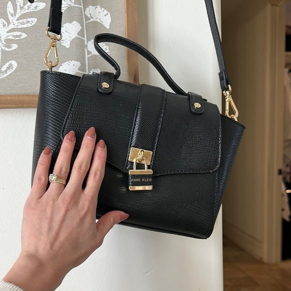 Anne Klein Black and Gold Crossbody Bag with Elegant Hardware - Picture 3 of 7